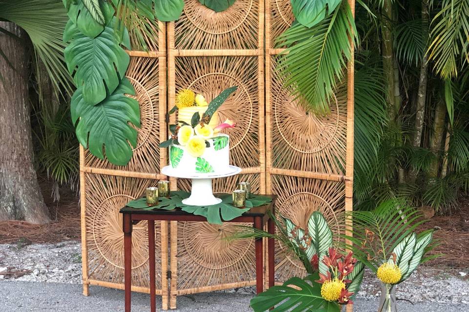 Tropical boho theme