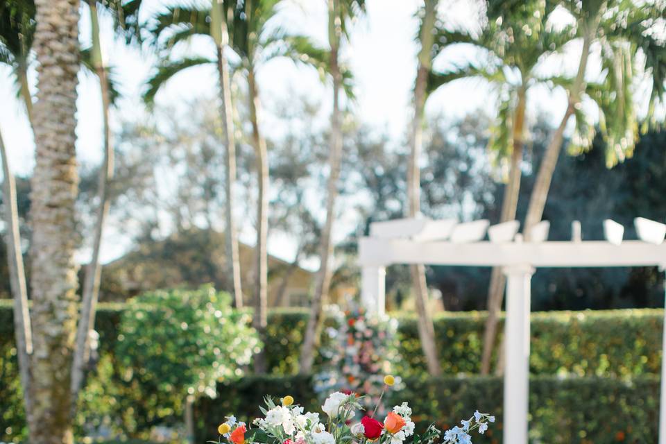 Outdoor floral pedestal
