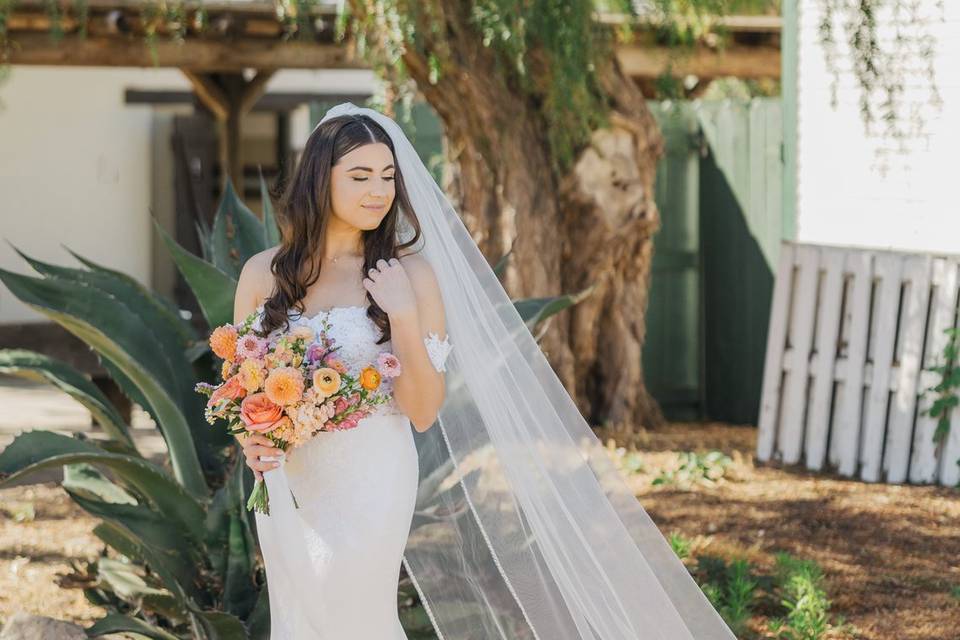 Sunset color palette bouquet