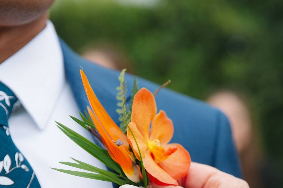 Tropical boutonniere