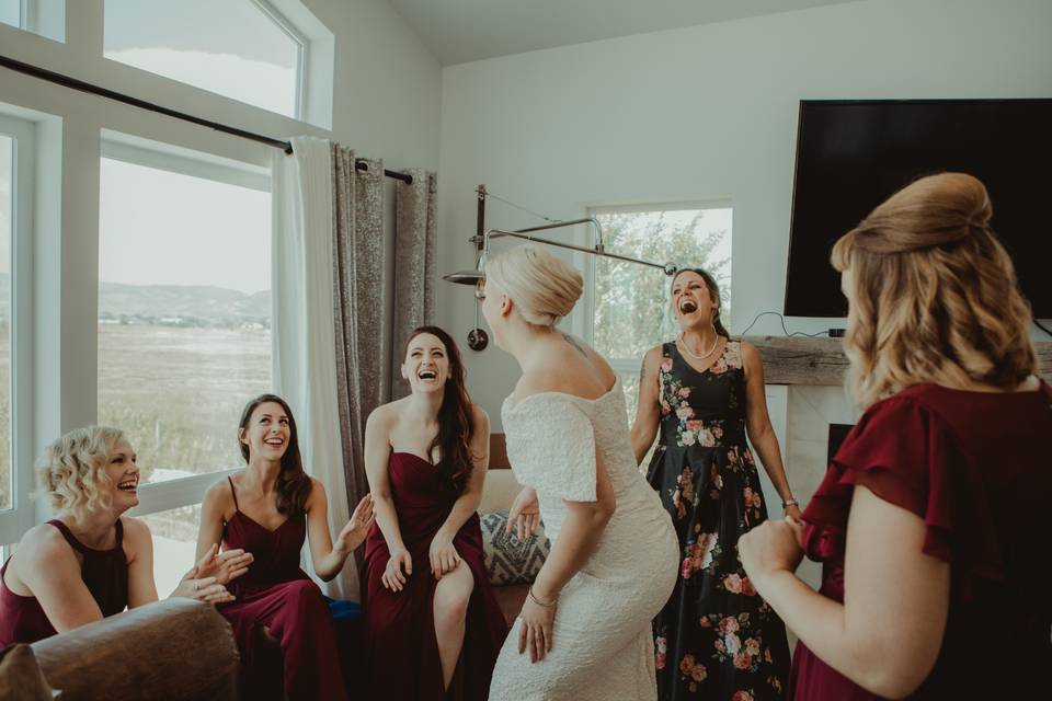 Bridal party moments
