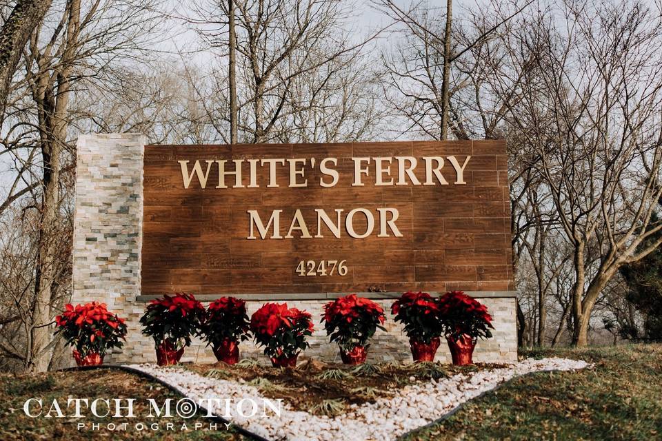 White's Ferry Manor