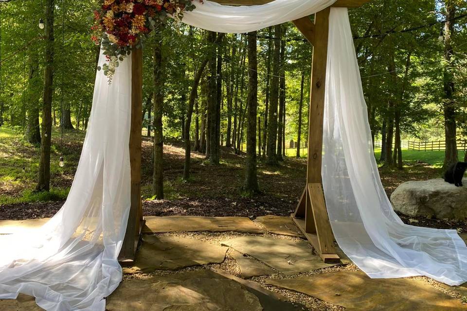 RUSTIC VOWS