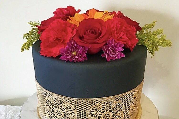 Black and Gold Cake with Fresh Flowers and Edible Gold Lace