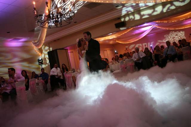 Dancing on a cloud effect