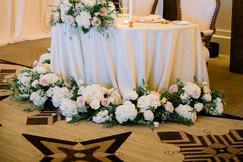 Elegant Garden Centerpiece