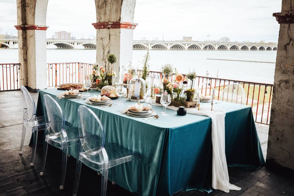 LUXE Event Linen