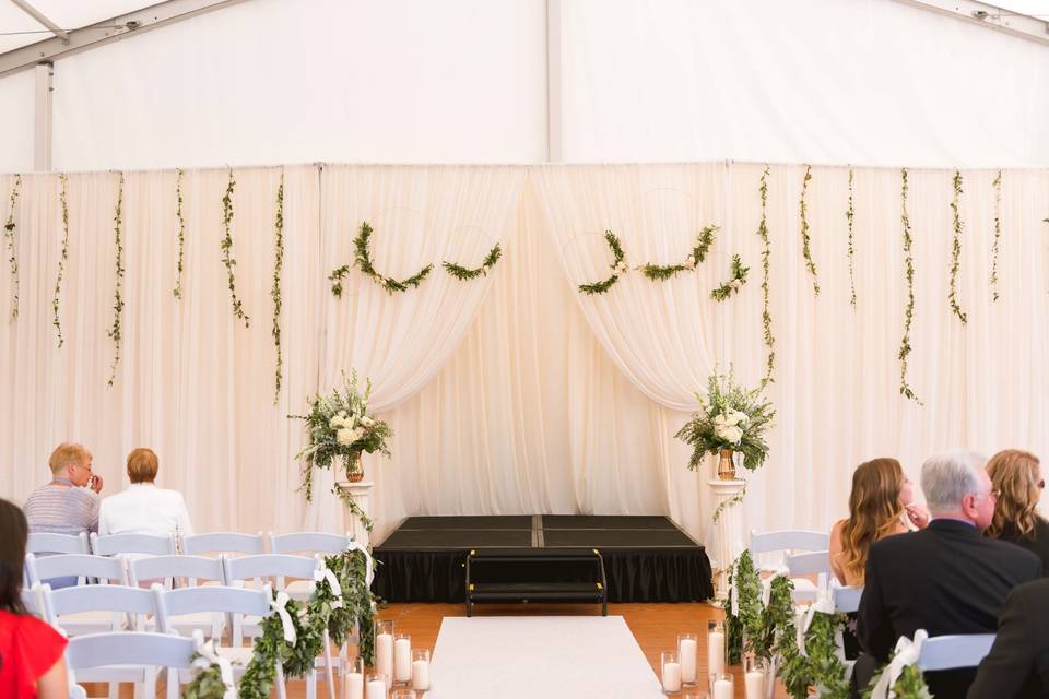 LUXE Event Linen