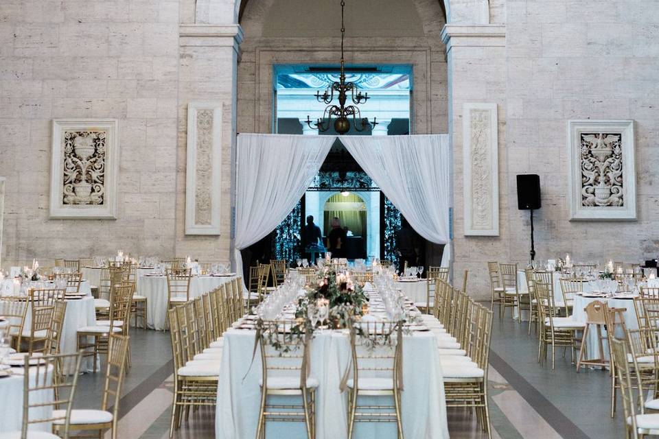 LUXE Event Linen