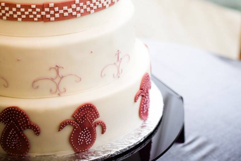 Cake with red accents