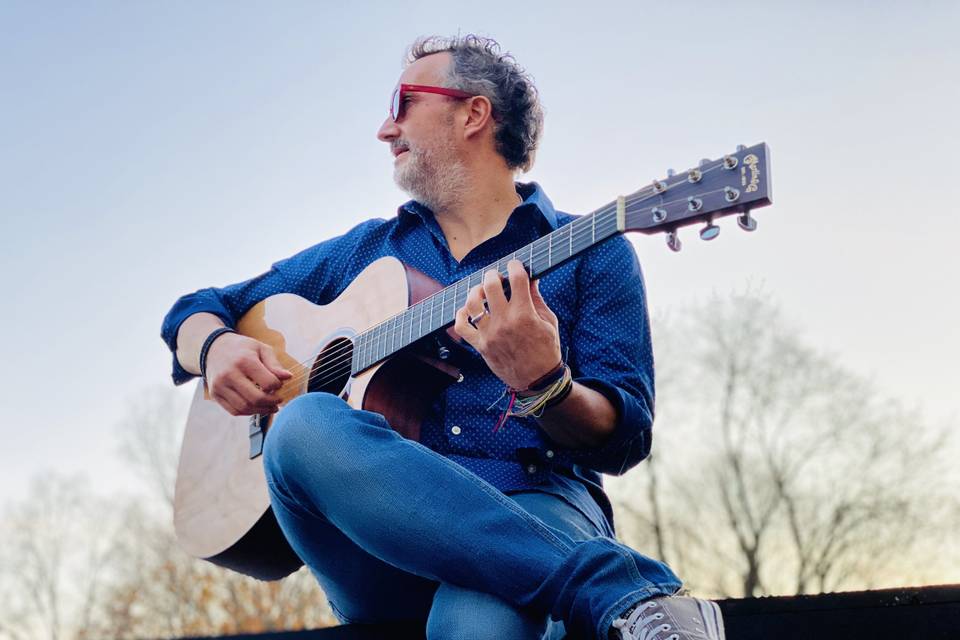 Dan Garcia-Guitarist