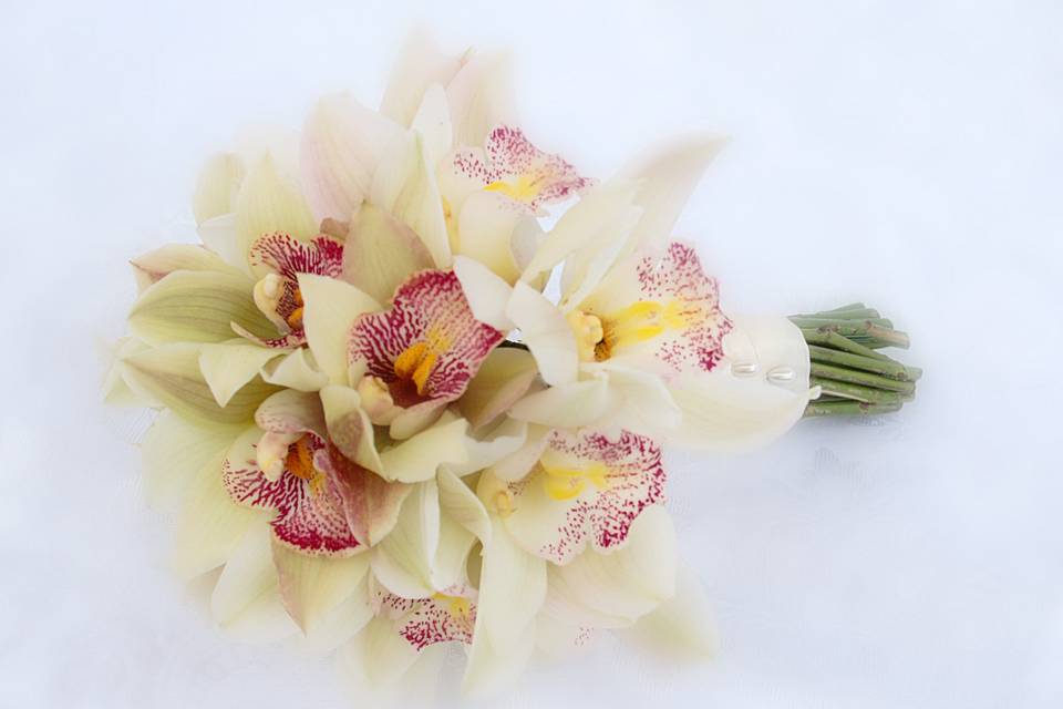 Yellow bridal bouquet