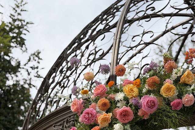 Lush garden style