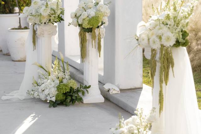 Draping cascading amaranthus