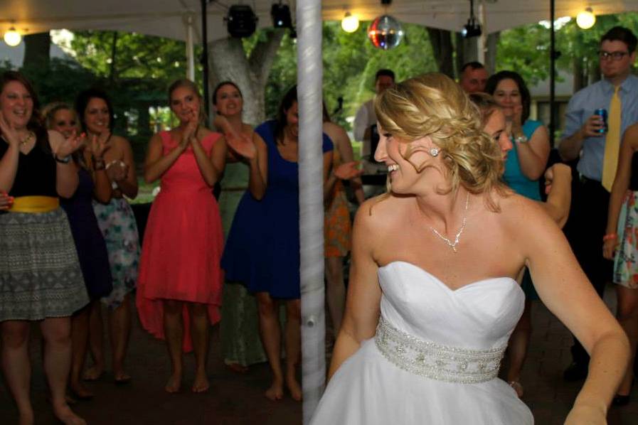 Tossing the Bouquet!