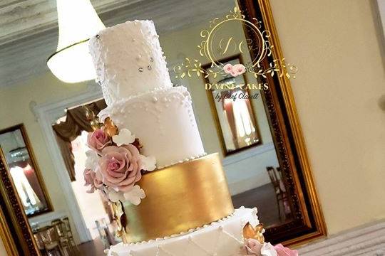 Elegant Wedding Cake