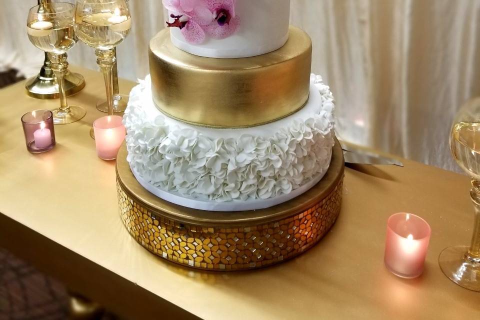 Destination Wedding Cake