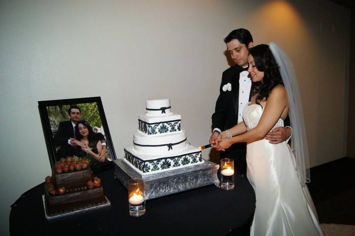 Cake cutting