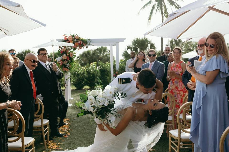 Ceremony dip and kiss
