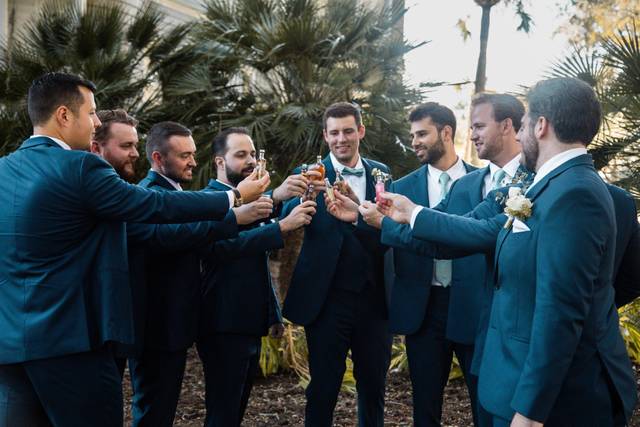 Groomsmen toast