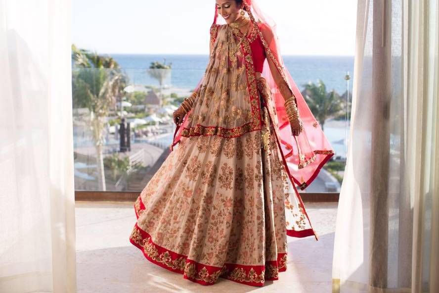 Cancun Indian bride