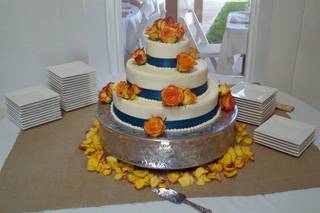 Indulgence Cakes and Catering