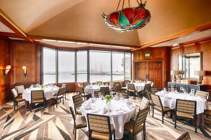 Captain's Room is perfect for a dinner of up to 120 guests.  With a dance floor, it's perfect for a group of 80ppl + sweetheart table.
