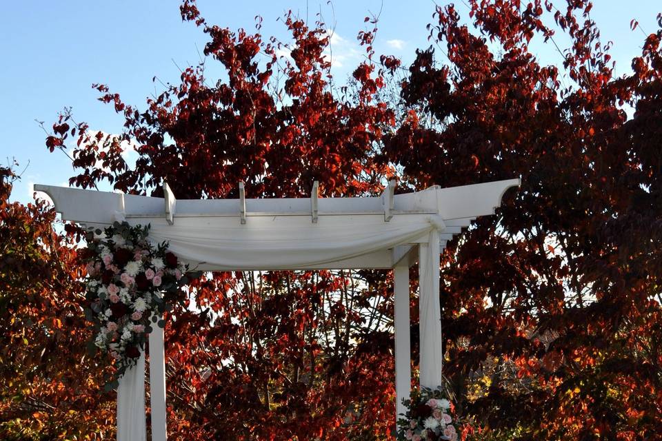 Arbor decorations