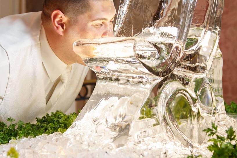 Ice sculpture
