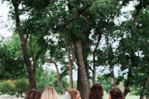 Bridesmaids in blue