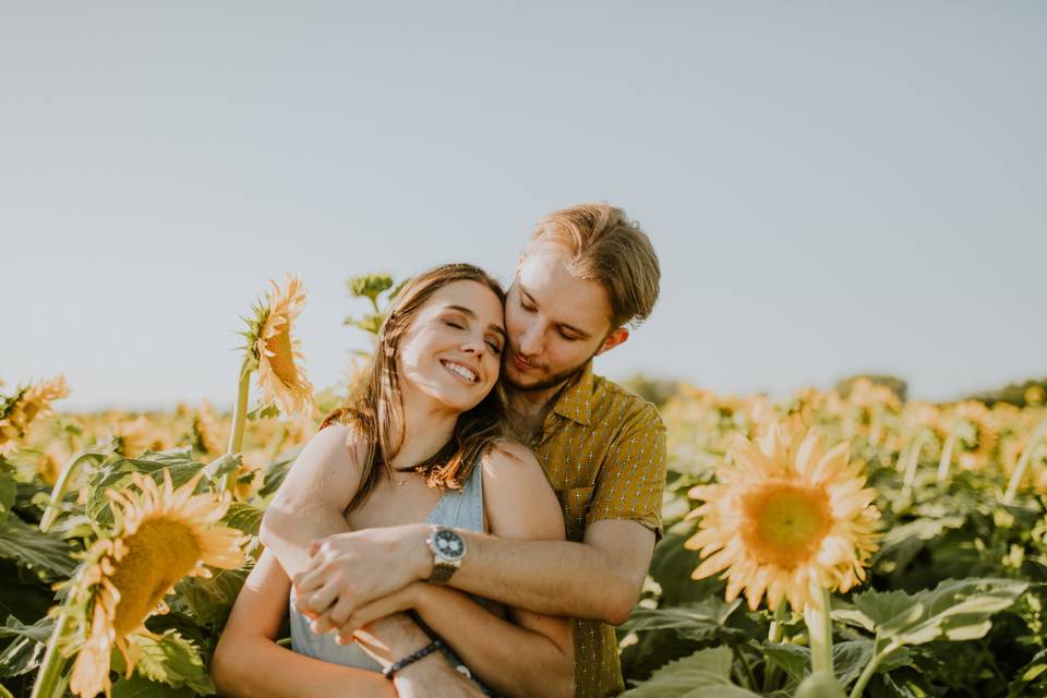 Sunflower couple session