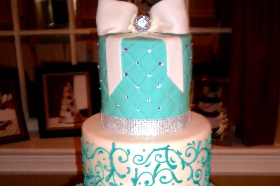 Blue and white wedding cake