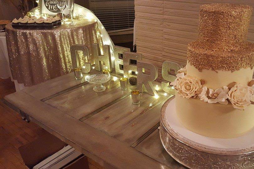 Dawn's Couture Cakes