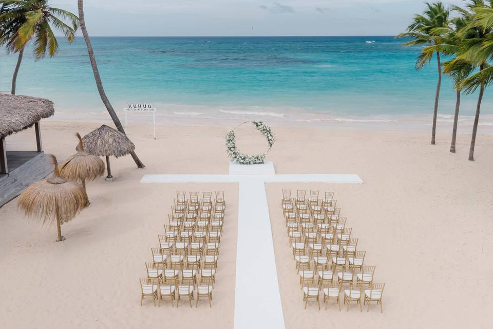 Walking aisle