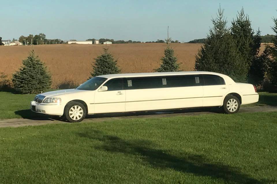 Elite Whiteman Limo