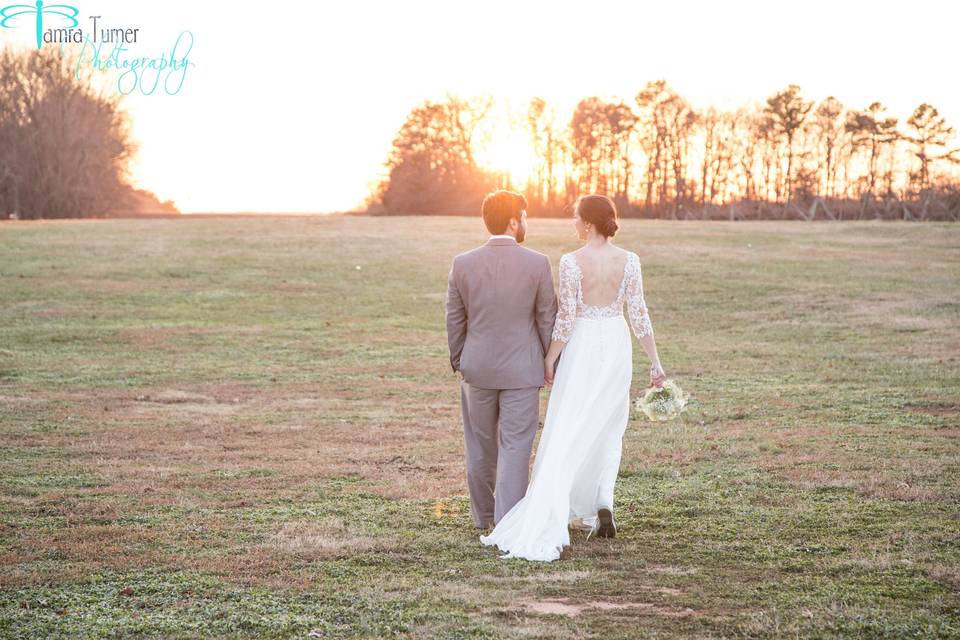 Sunset weddings are among my favorite to photograph!
