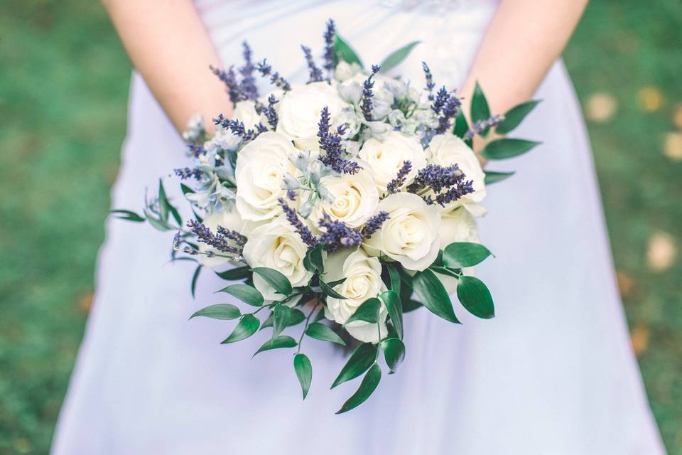 Amanda & Jamie - Rustic Barn W