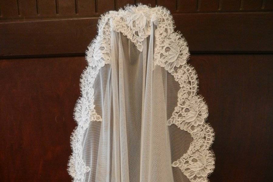 Custom Mantilla style veil...Alencon re-embroidered lace on English netting in ivory.