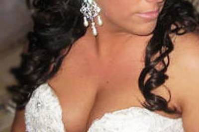 NVious Hair & Make-Up