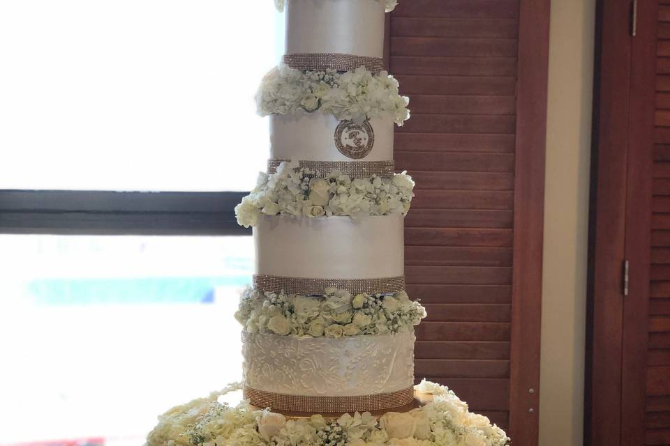 Tower cake all fresh flowers