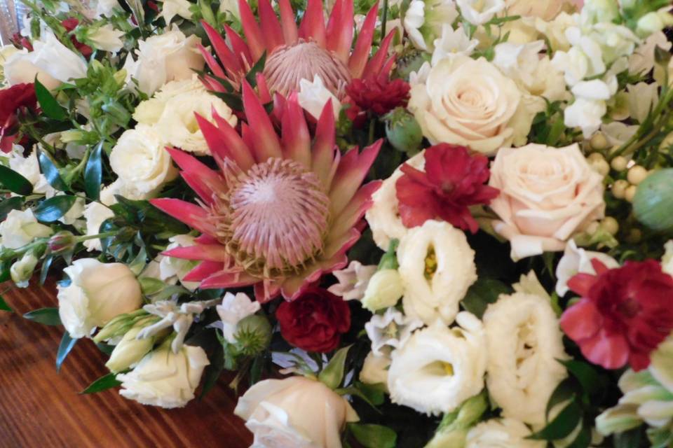 Protea Table Arrangement