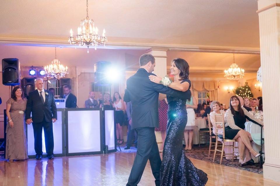 Mother/Son Dance