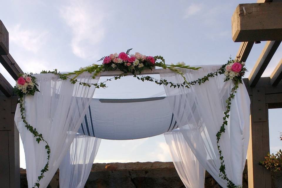 Gazebo Decor