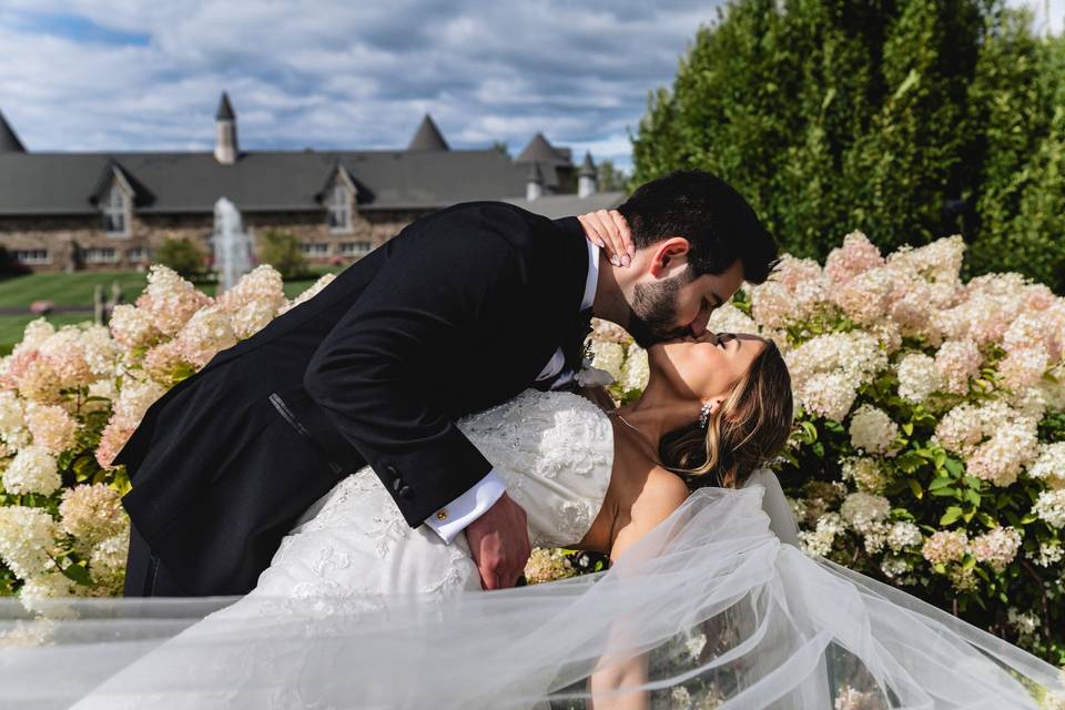 Romantic newlywed kiss