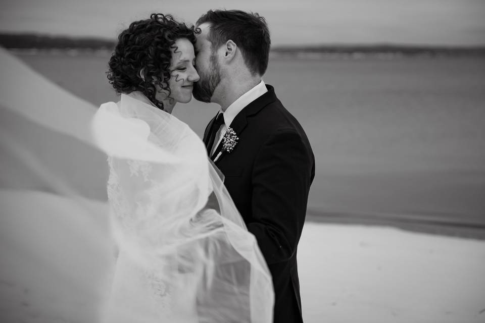 Beach winter wedding portraits