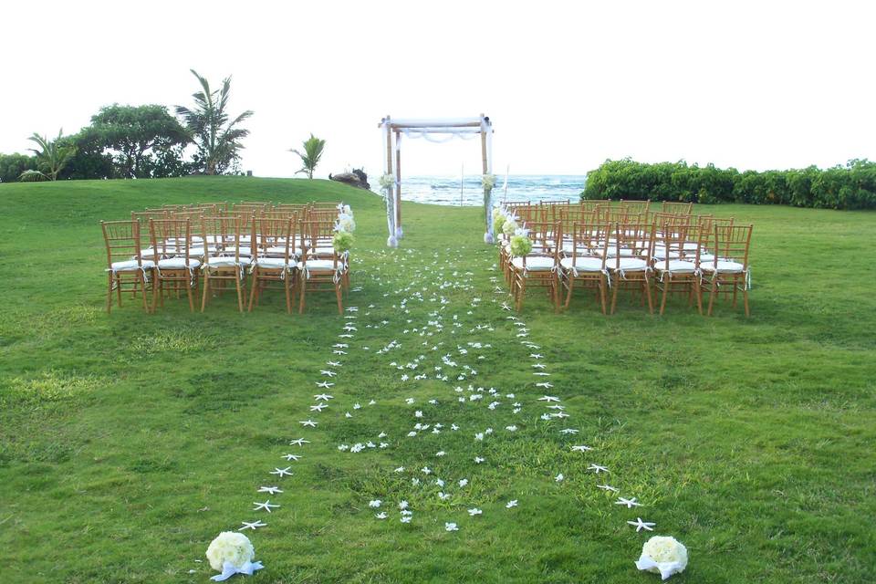 Laakea Ocean Wedding