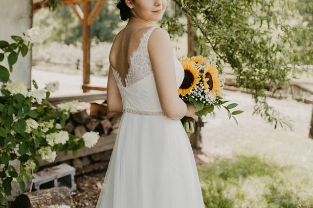Stunning bride!
