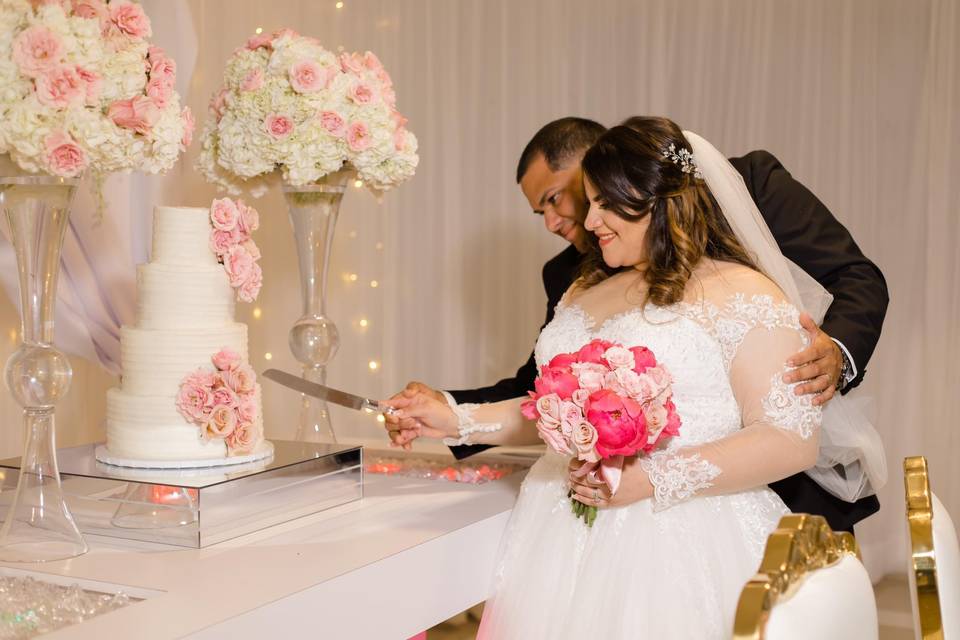 Cutting the cake