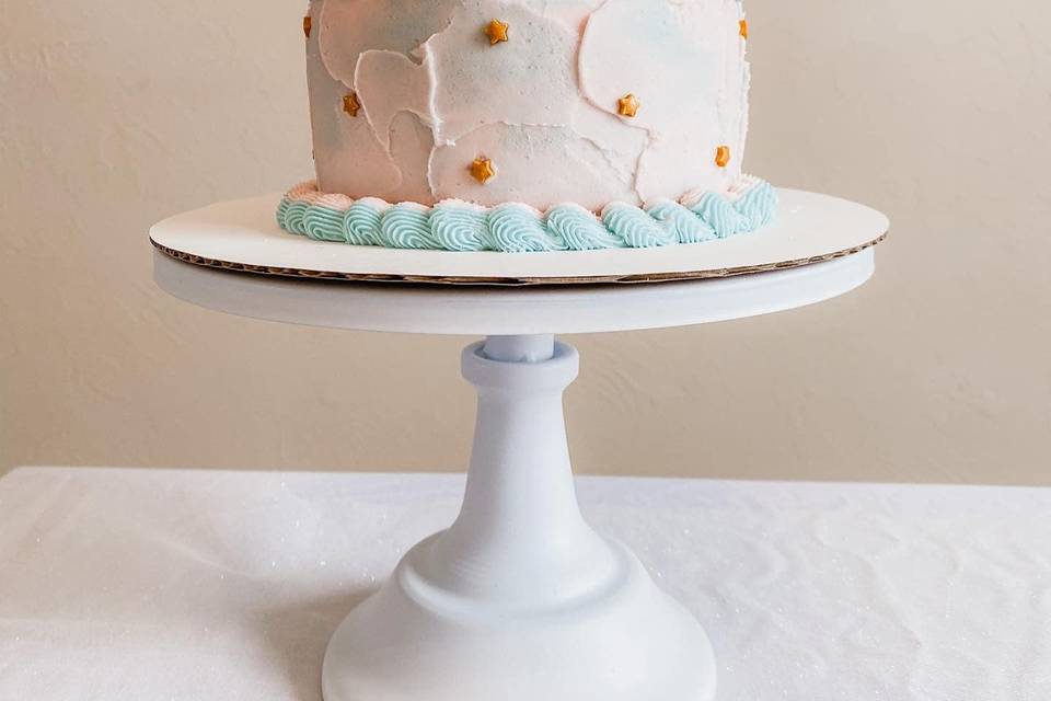 Iced cake on stand