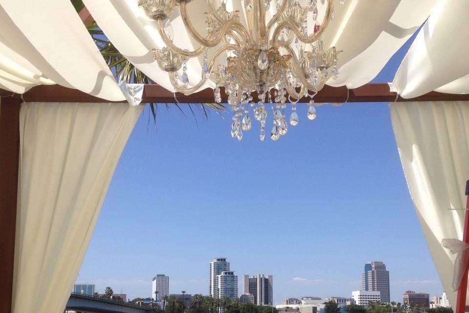 Wedding arc